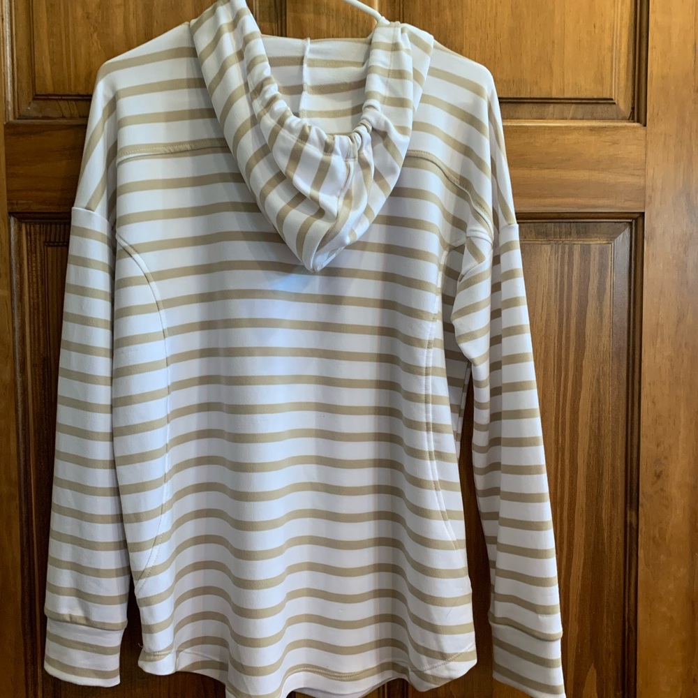 Cable & Gauge Tan and White Striped Hoodie - Picture 4 of 5